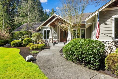 4727 NE Rova Road Poulsbo WA 98370