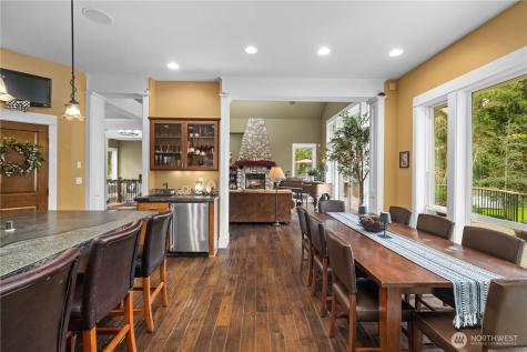 4727 NE Rova Road Poulsbo WA 98370