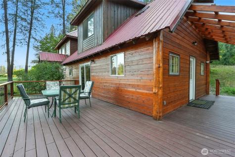 3725 Vineyard Way Kettle Falls WA 99141