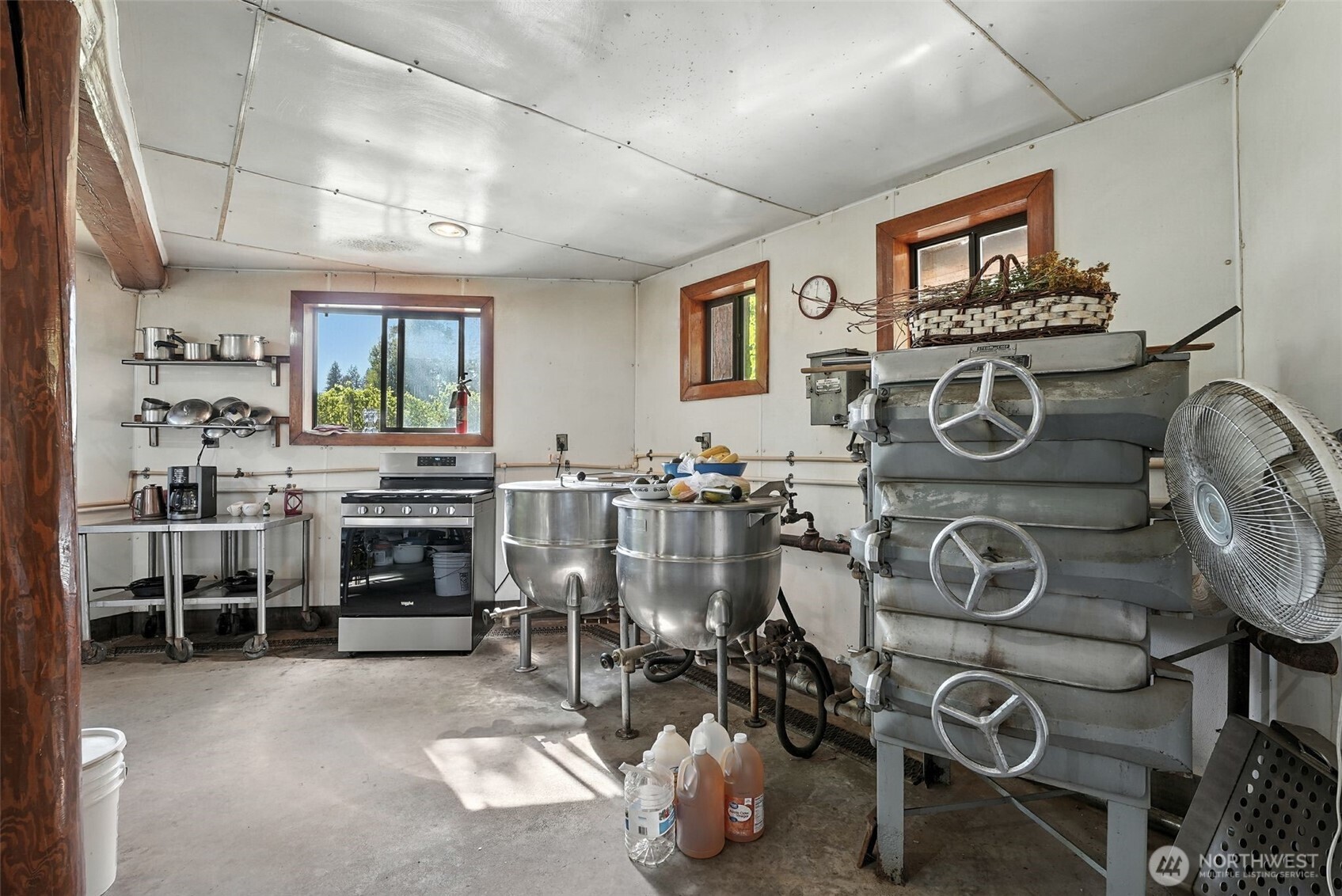 3725 Vineyard Way Kettle Falls WA 99141