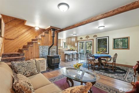 3725 Vineyard Way Kettle Falls WA 99141