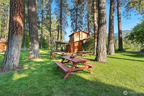 3725 Vineyard Way Kettle Falls WA 99141