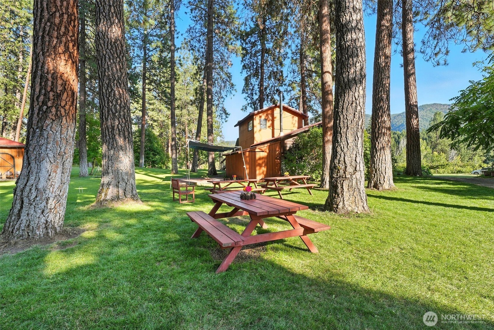3725 Vineyard Way Kettle Falls WA 99141