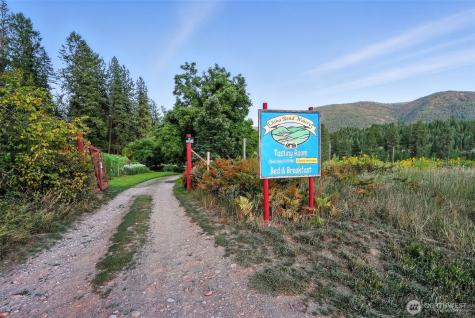 3725 Vineyard Way Kettle Falls WA 99141