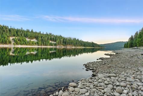 3725 Vineyard Way Kettle Falls WA 99141
