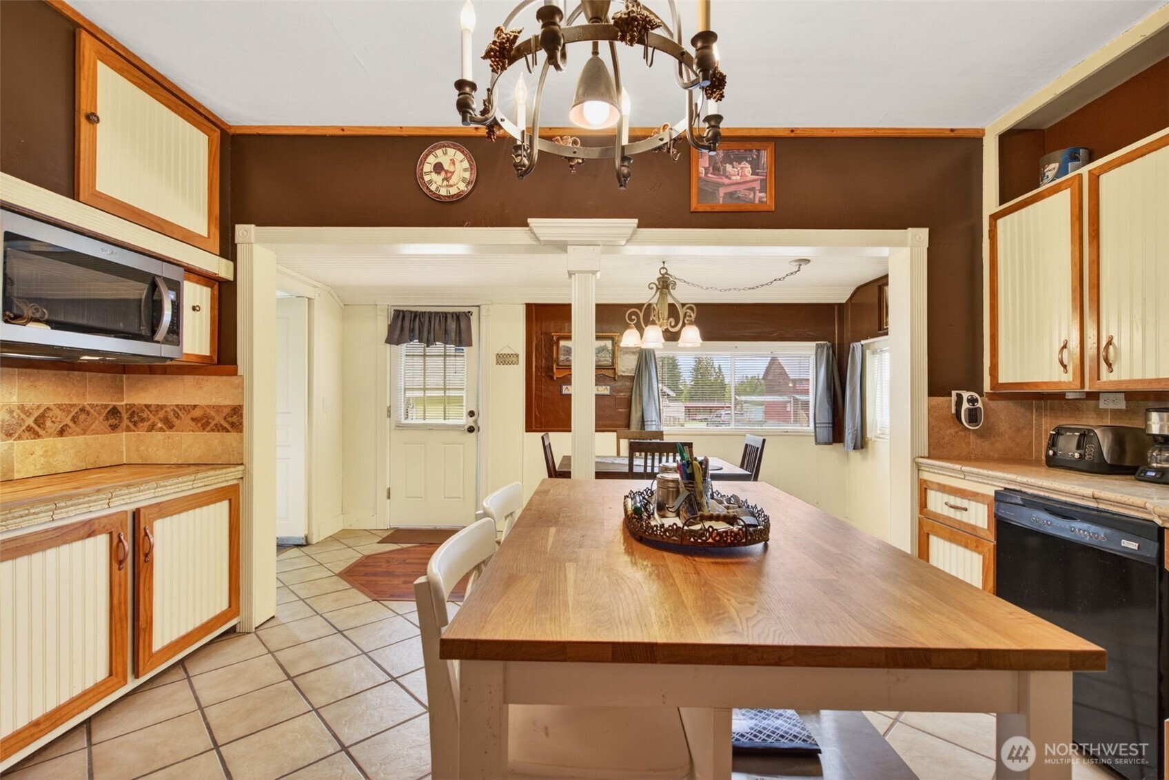4070 Jackson Highway Chehalis WA 98532