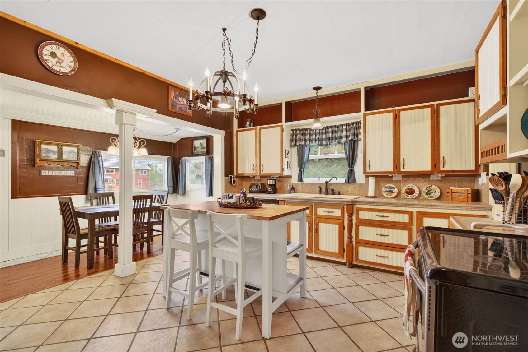 4070 Jackson Highway Chehalis WA 98532