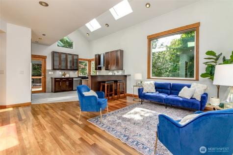 1618 Pear Street NE Olympia WA 98506