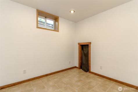 1618 Pear Street NE Olympia WA 98506