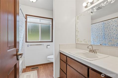 132 Lake Terrace Drive Mossyrock WA 98564