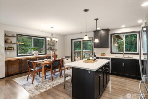 19827 Cypress Way Lynnwood WA 98036