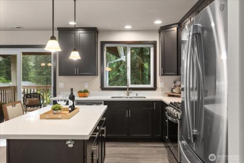 19827 Cypress Way Lynnwood WA 98036
