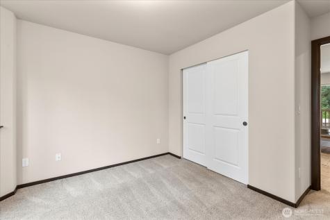 19827 Cypress Way Lynnwood WA 98036