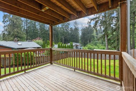 19827 Cypress Way Lynnwood WA 98036