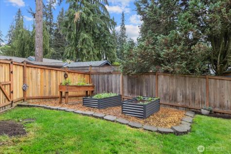 19827 Cypress Way Lynnwood WA 98036