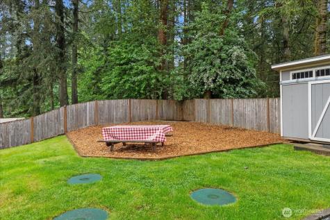 19827 Cypress Way Lynnwood WA 98036