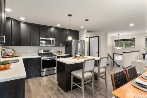 19827 Cypress Way Lynnwood WA 98036