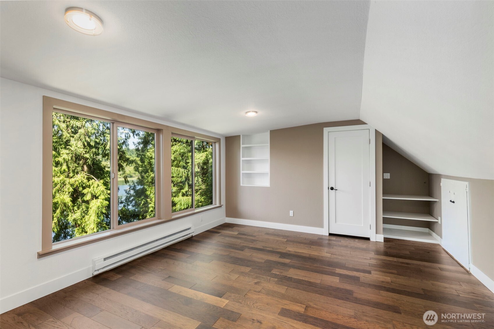 12995 Lake Shore Drive NW Poulsbo WA 98370