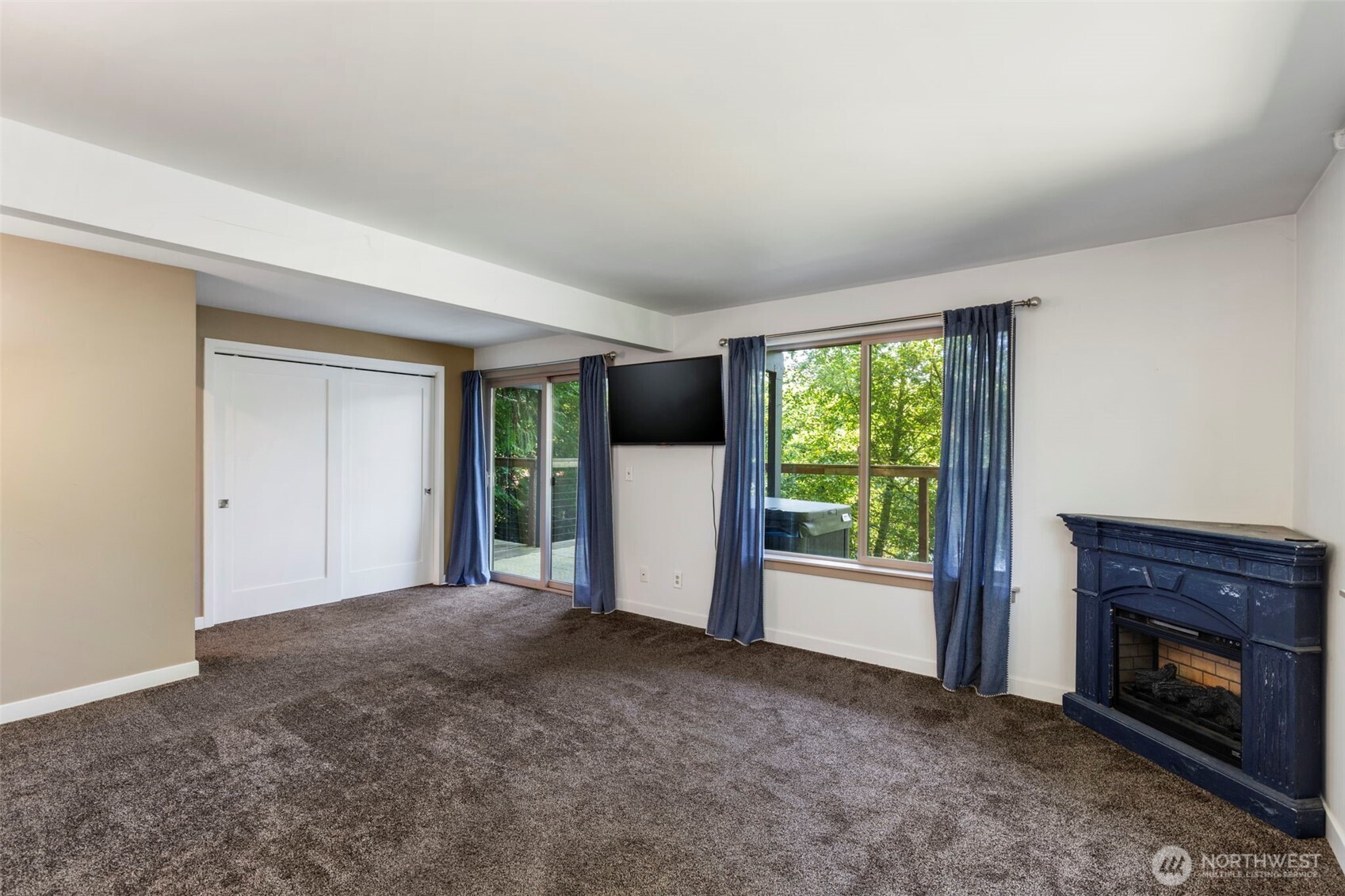 12995 Lake Shore Drive NW Poulsbo WA 98370