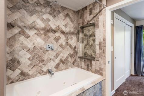 12995 Lake Shore Drive NW Poulsbo WA 98370