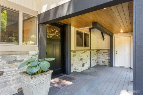 12995 Lake Shore Drive NW Poulsbo WA 98370
