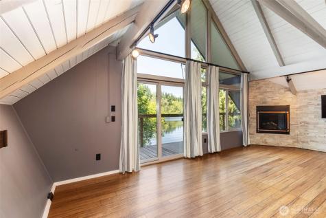 12995 Lake Shore Drive NW Poulsbo WA 98370