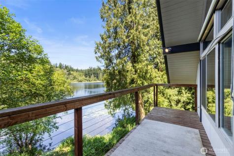 12995 Lake Shore Drive NW Poulsbo WA 98370