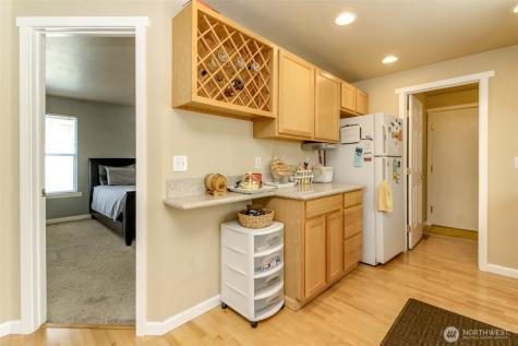 2707 9th Street SE Puyallup WA 98374