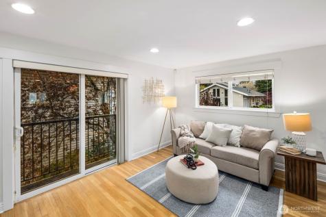337 N 105th Street Seattle WA 98133