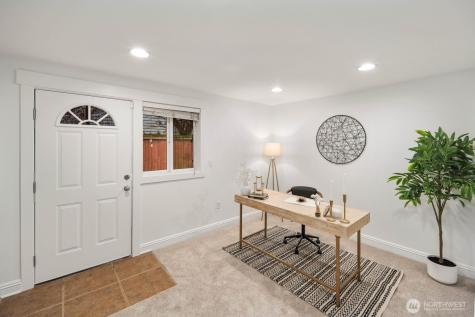 337 N 105th Street Seattle WA 98133