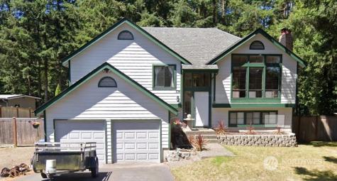 536 Little Tree Port Orchard WA 98367