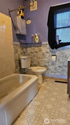 423 S 34th Street Tacoma WA 98418