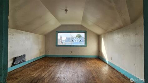 423 S 34th Street Tacoma WA 98418