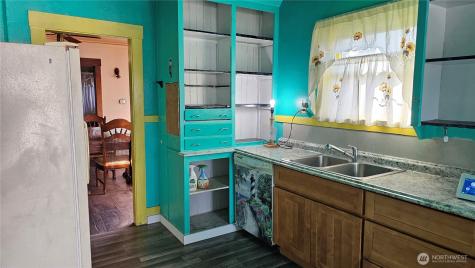 423 S 34th Street Tacoma WA 98418