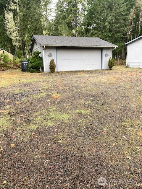 220 N Duckabush Drive N Hoodsport WA 98548