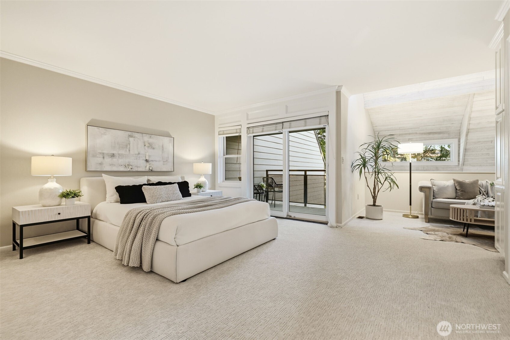 10327 NE 19th Place Bellevue WA 98004