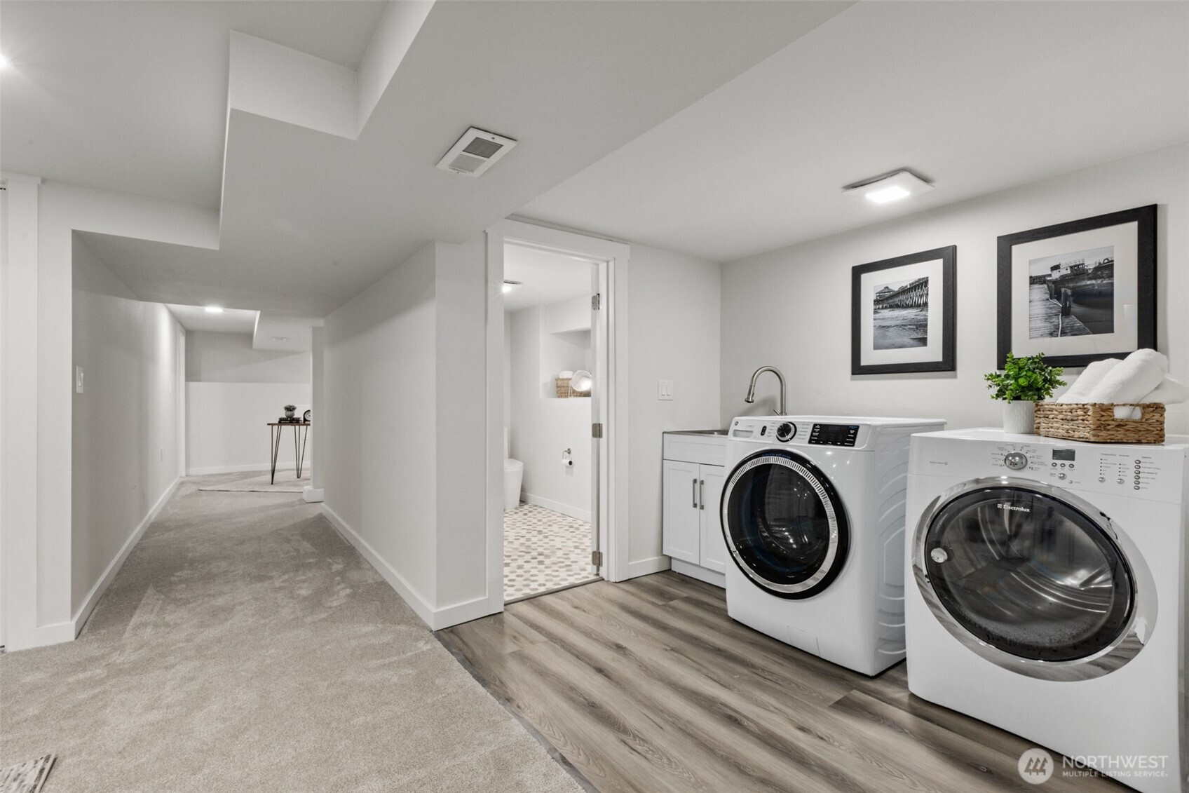 5216 40th Avenue SW Seattle WA 98136