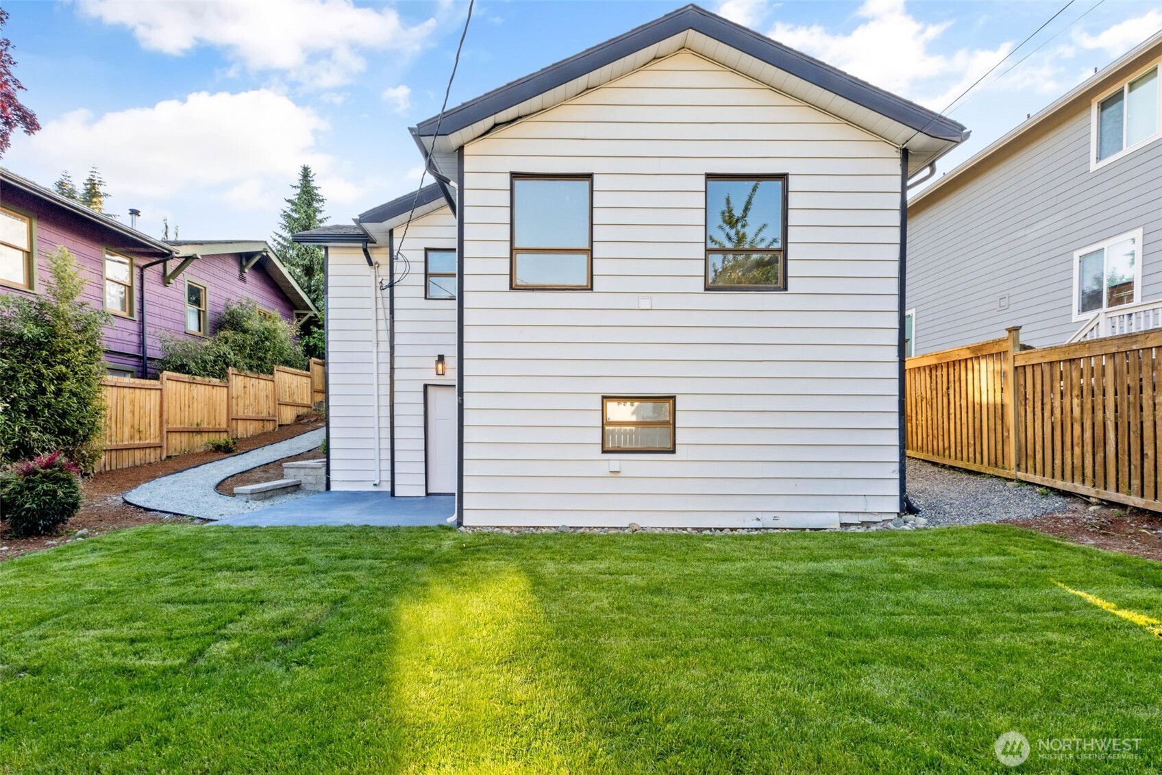 5216 40th Avenue SW Seattle WA 98136