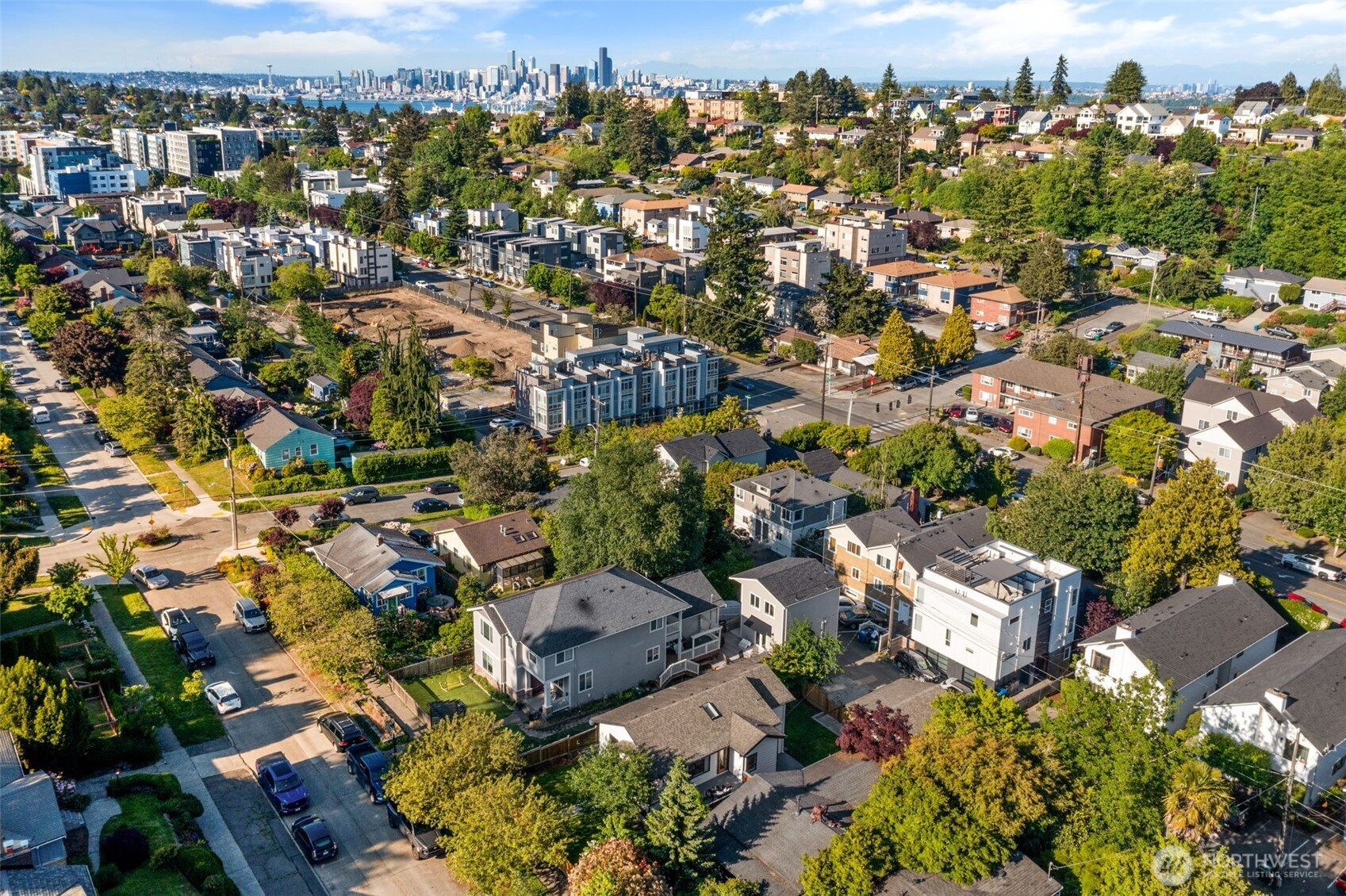 5216 40th Avenue SW Seattle WA 98136