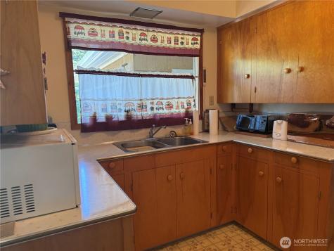 1314 232nd Lane Ocean Park WA 98640