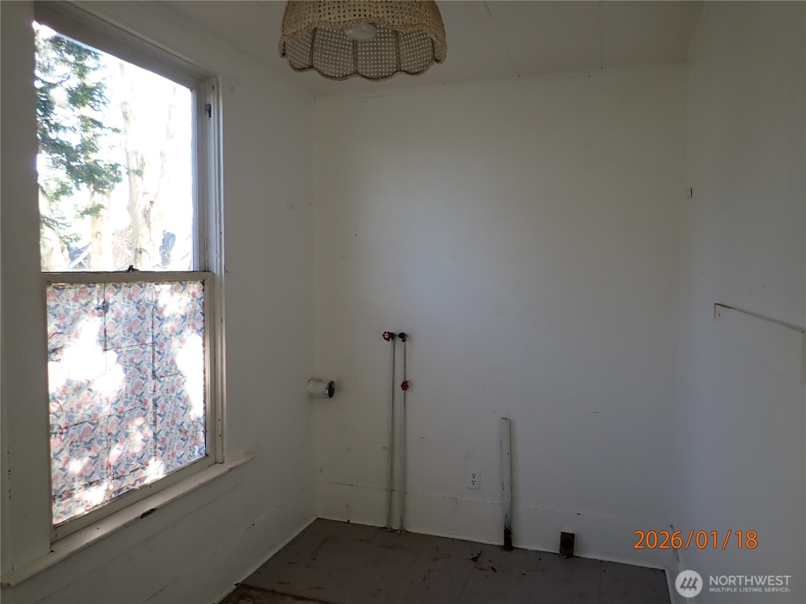 237 13th Street Raymond WA 98577