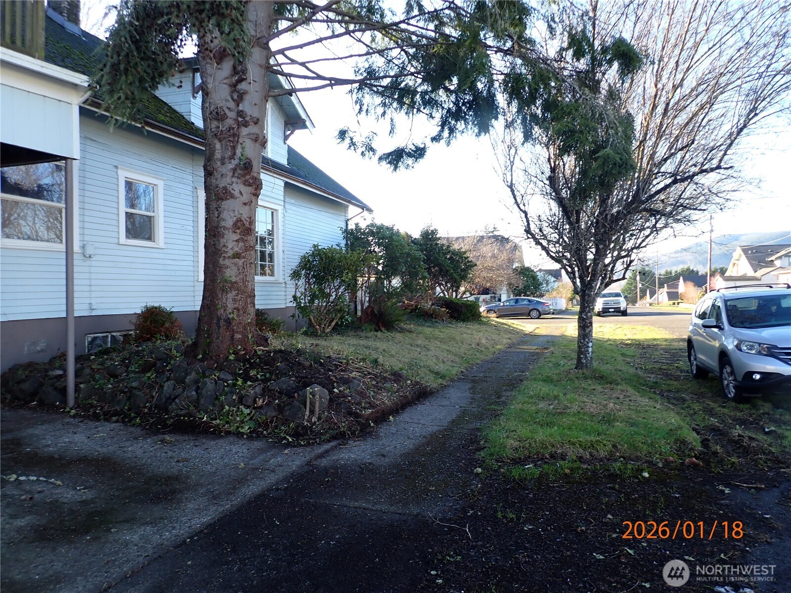 237 13th Street Raymond WA 98577