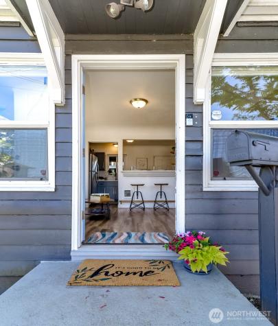 606 S 61st Street Tacoma WA 98408