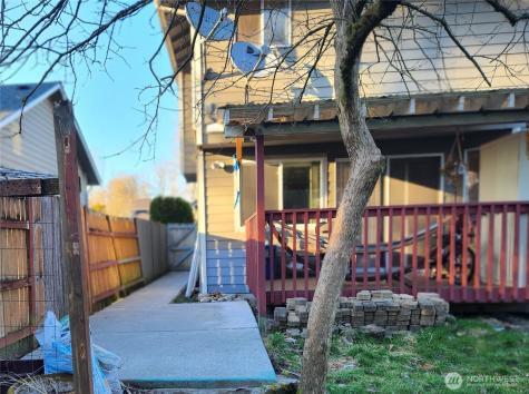 3930 205th Place SW Lynnwood WA 98036