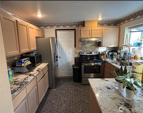 3930 205th Place SW Lynnwood WA 98036