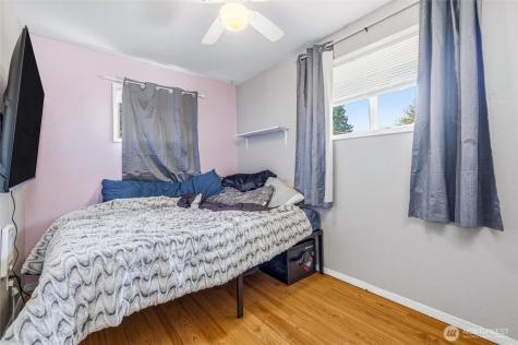 113 S Gardner Road Burlington WA 98233