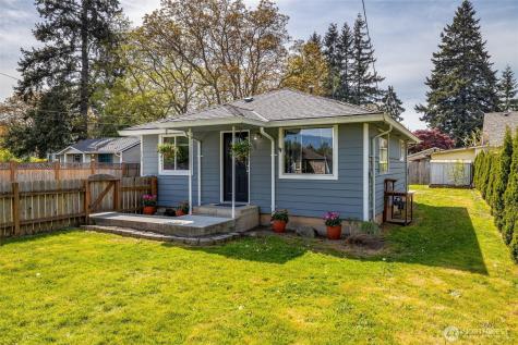 113 S Gardner Road Burlington WA 98233