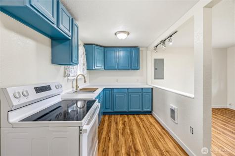 113 S Gardner Road Burlington WA 98233