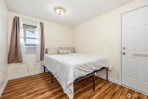 113 S Gardner Road Burlington WA 98233
