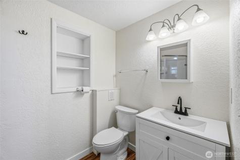 113 S Gardner Road Burlington WA 98233
